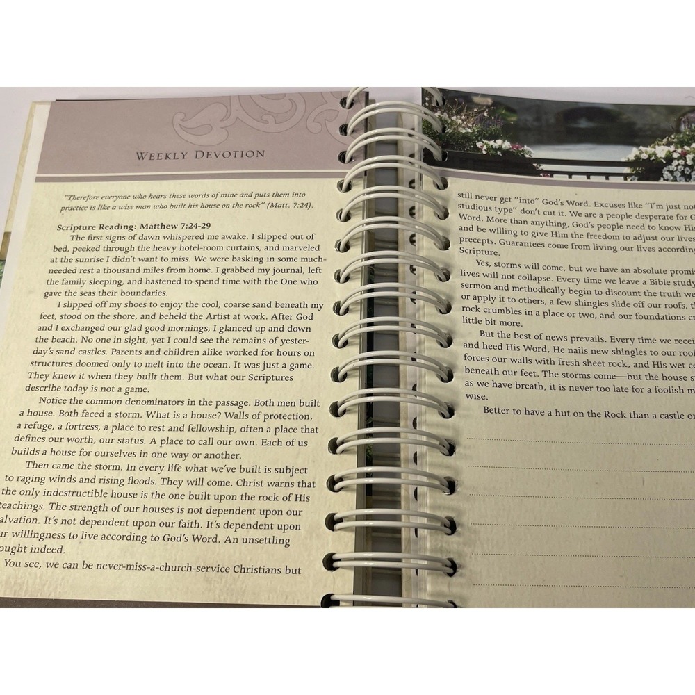 Whispers of Hope Daily Planner with Devotional by Beth Moore, Spiral bound - Picture 8 of 8